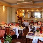 De La Matelote Hotel
