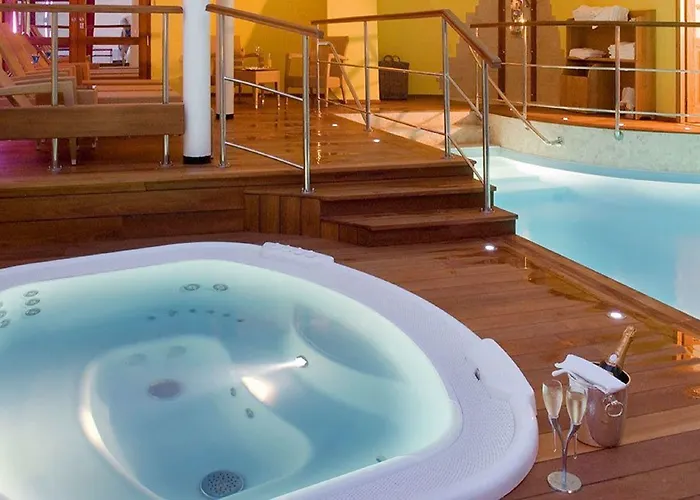 Hotel De La Matelote