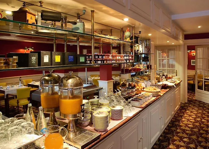 De La Matelote Hotel