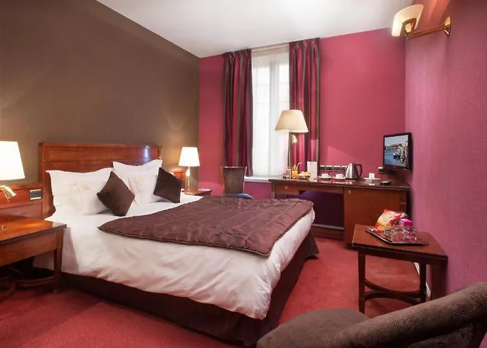 Hotel De La Matelote